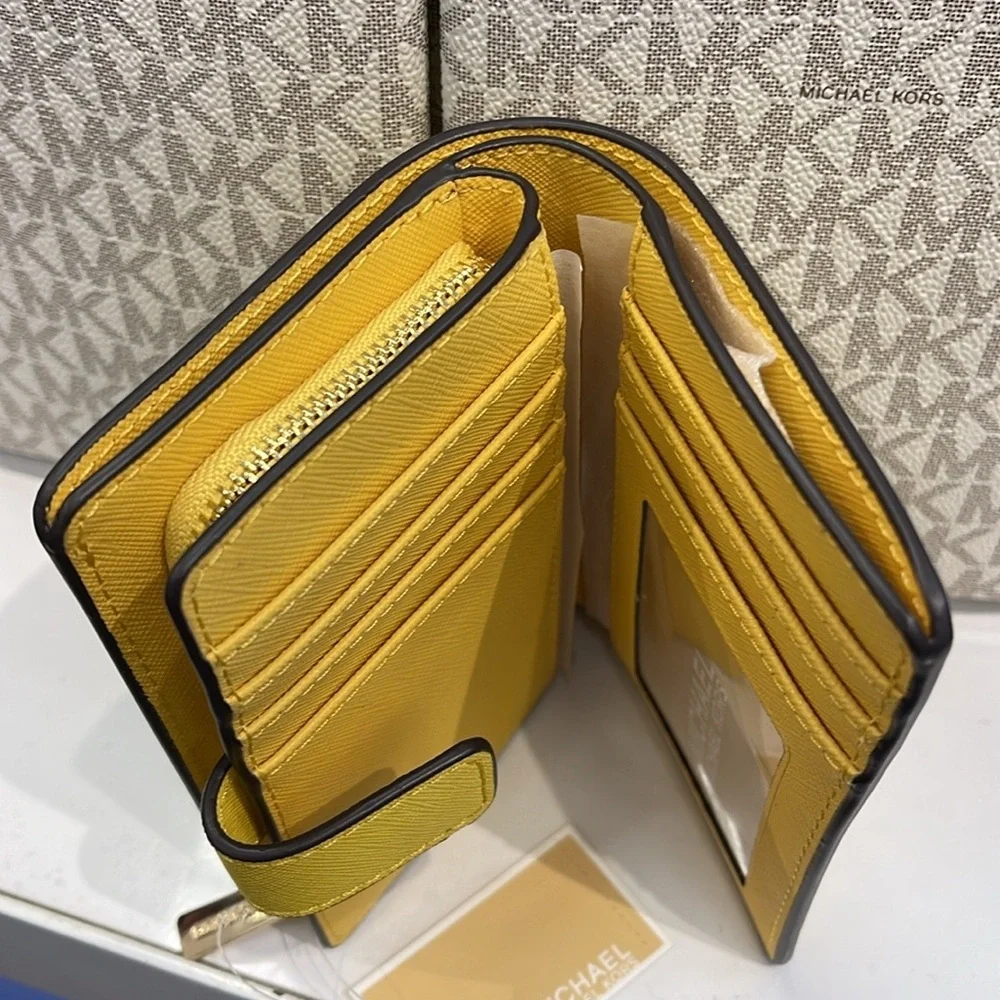 Michael Kors Medium Crossgrain Leather Wallet COLOR GOLDEN YELLOW NWT
